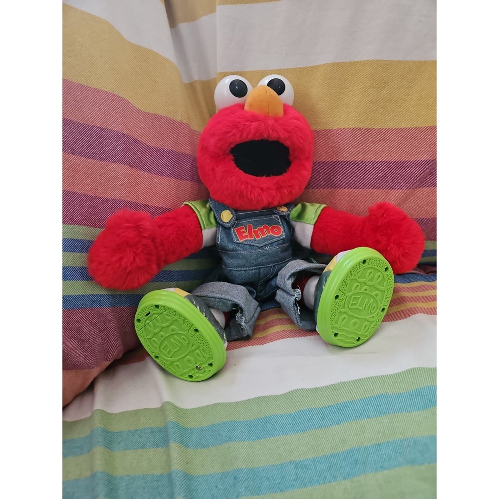 Lets‎ Pretend Elmo